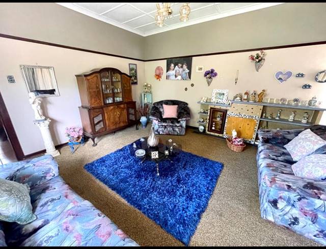 3 BEDROOM HOUSE FOR SALE IN KENMARE